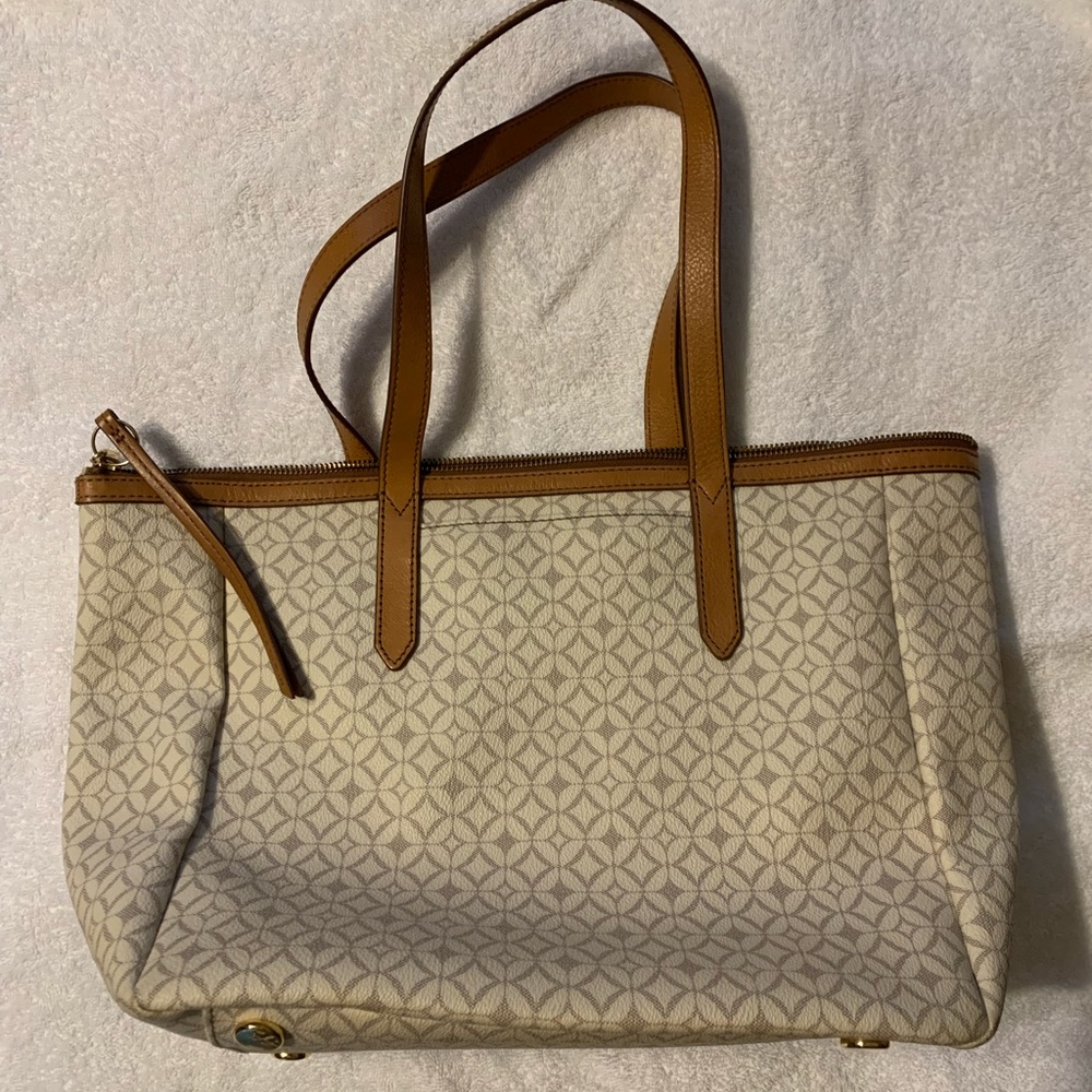 Fossil tote bag